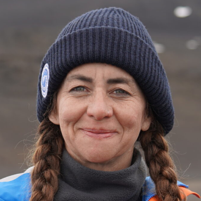 Dra. Fabiola León