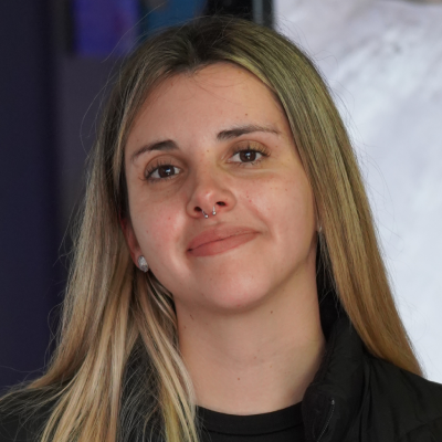 Manuela Flores